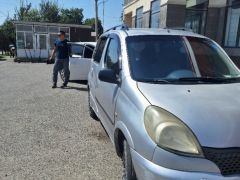 Сүрөт унаа Toyota Yaris Verso