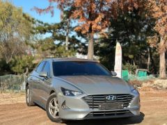 Photo of the vehicle Hyundai Sonata