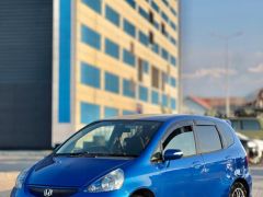 Фото авто Honda Fit