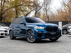 Photo of the vehicle BMW X5