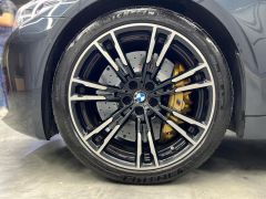 Photo of the vehicle BMW M5