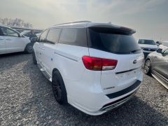 Фото авто Kia Carnival