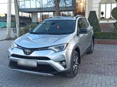 Сүрөт унаа Toyota RAV4