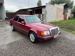 Сүрөт унаа Mercedes-Benz W124