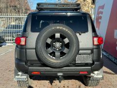 Фото авто Toyota FJ Cruiser