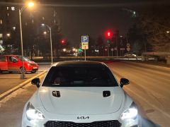 Сүрөт унаа Kia Stinger