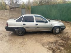 Сүрөт унаа Daewoo Nexia