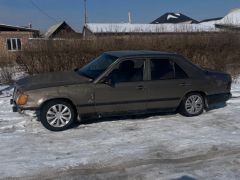 Сүрөт унаа Mercedes-Benz W124