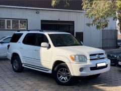 Photo of the vehicle Toyota Sequoia