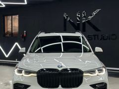 Фото авто BMW X7