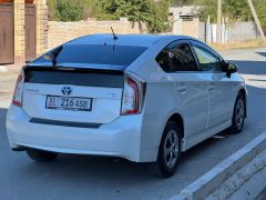 Сүрөт унаа Toyota Prius