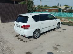 Фото авто Toyota Ipsum