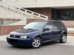 Photo of the vehicle Volkswagen Golf