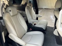 Сүрөт унаа Kia Carnival