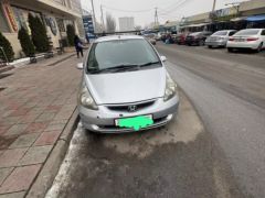 Фото авто Honda Fit