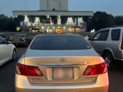 Photo of the vehicle Lexus ES