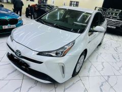 Фото авто Toyota Prius