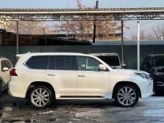 Сүрөт унаа Lexus LX