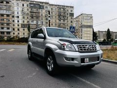 Фото авто Toyota Land Cruiser Prado