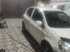 Фото авто Toyota Vitz