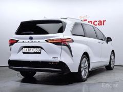 Сүрөт унаа Toyota Sienna