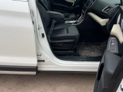 Photo of the vehicle Subaru Ascent