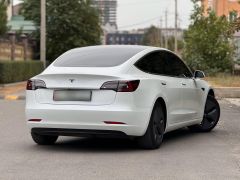 Сүрөт унаа Tesla Model 3