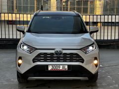 Сүрөт унаа Toyota RAV4