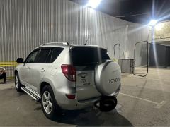 Сүрөт унаа Toyota RAV4