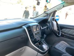 Сүрөт унаа Toyota Alphard