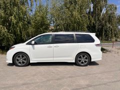 Сүрөт унаа Toyota Sienna