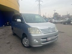 Сүрөт унаа Toyota Noah