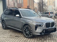 Фото авто BMW X7