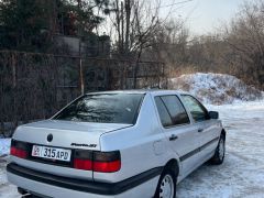 Photo of the vehicle Volkswagen Vento