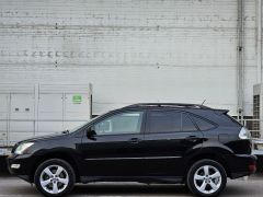 Photo of the vehicle Lexus RX