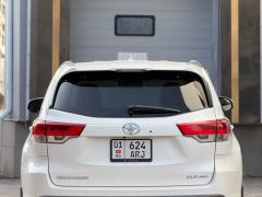 Сүрөт унаа Toyota Highlander