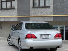 Сүрөт унаа Toyota Crown