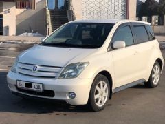 Фото авто Toyota Ist