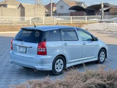 Photo of the vehicle Toyota Wish