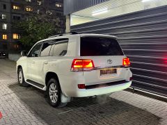 Сүрөт унаа Toyota Land Cruiser