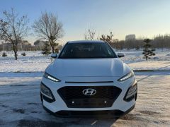 Сүрөт унаа Hyundai Kona