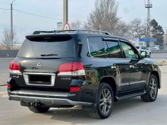 Photo of the vehicle Lexus LX