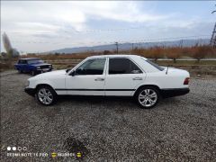 Photo of the vehicle Mercedes-Benz W124