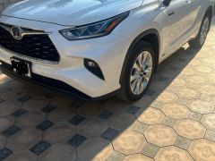 Сүрөт унаа Toyota Highlander