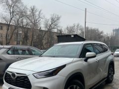 Сүрөт унаа Toyota Highlander