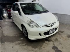 Photo of the vehicle Honda Fit