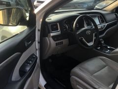 Photo of the vehicle Toyota Highlander