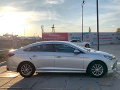 Photo of the vehicle Hyundai Sonata