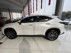 Photo of the vehicle Lexus NX