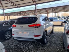 Photo of the vehicle Hyundai Tucson